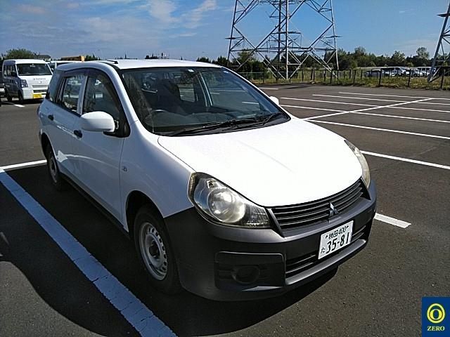 10 Mitsubishi Lancer van CVZNY12 2013 г. (ZERO Sendai)